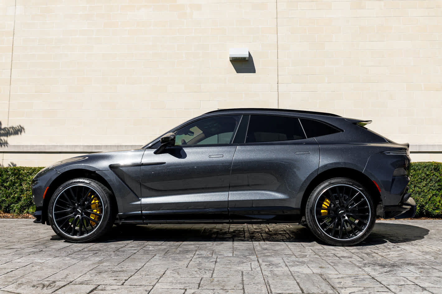 Used 2023 Aston Martin DBX 707 image 36