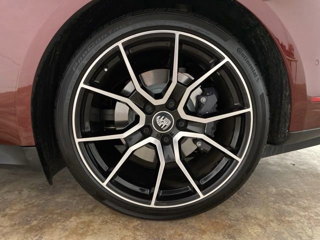 Used 2023 Porsche Taycan w/ Premium Package RWD image 28