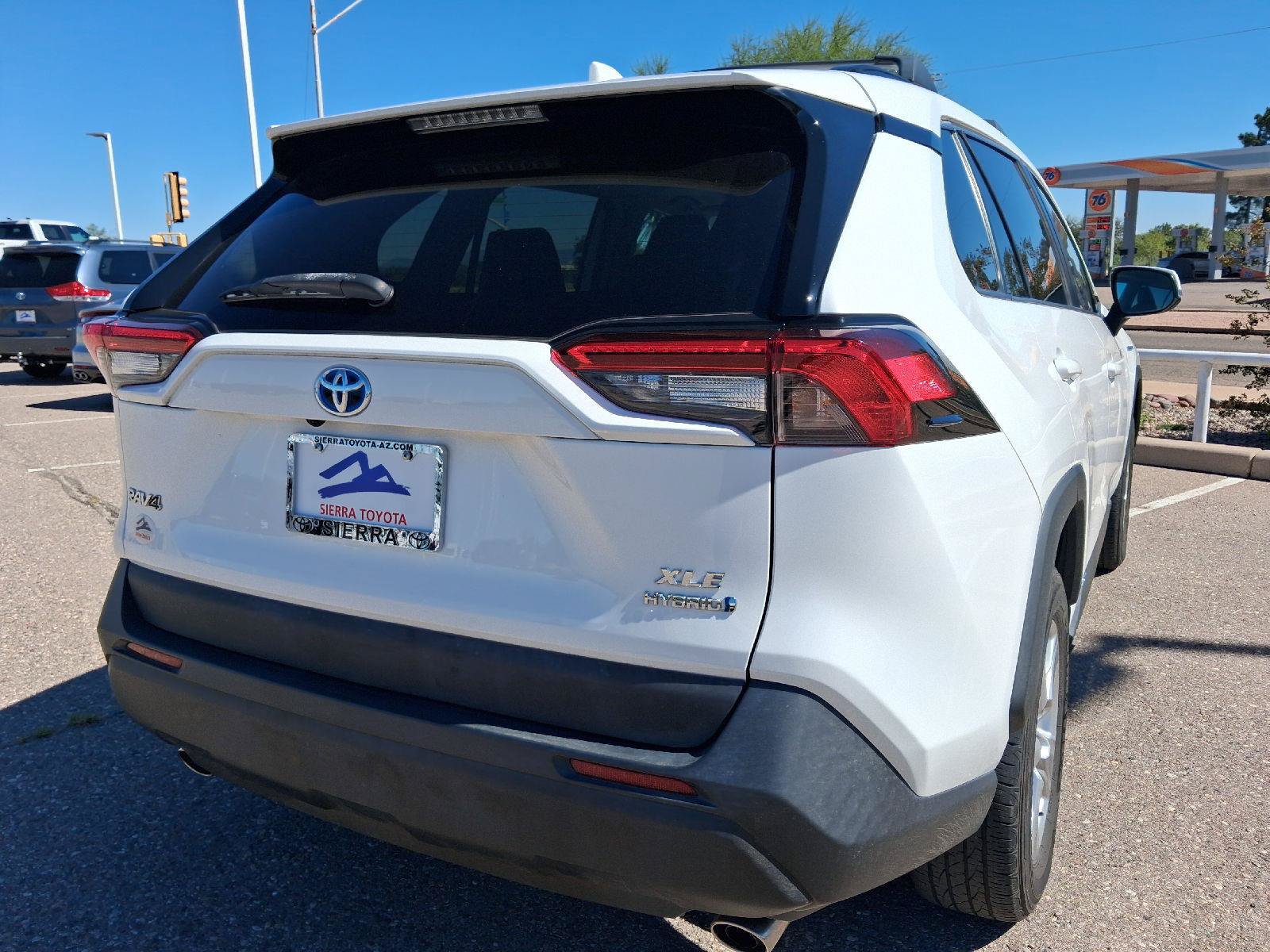 Used 2021 Toyota RAV4 XLE w/ Convenience Package AWD/4WD image 12
