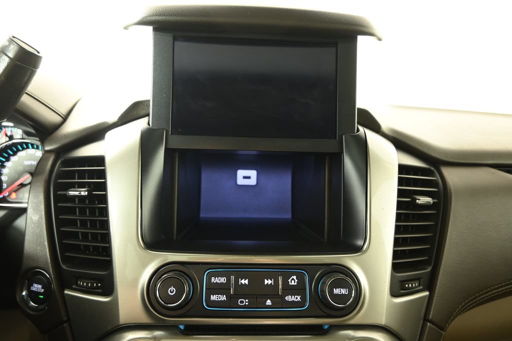 Used 2017 Chevrolet Suburban Premier AWD/4WD image 31