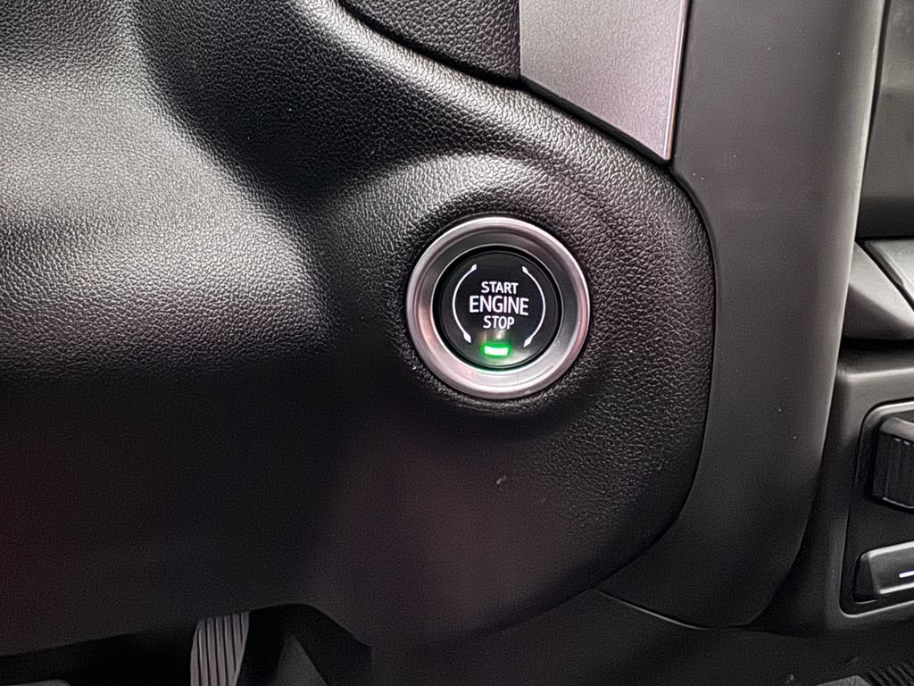 Certified 2025 Chevrolet Silverado 2500 Custom w/ Custom Convenience Package AWD/4WD image 23