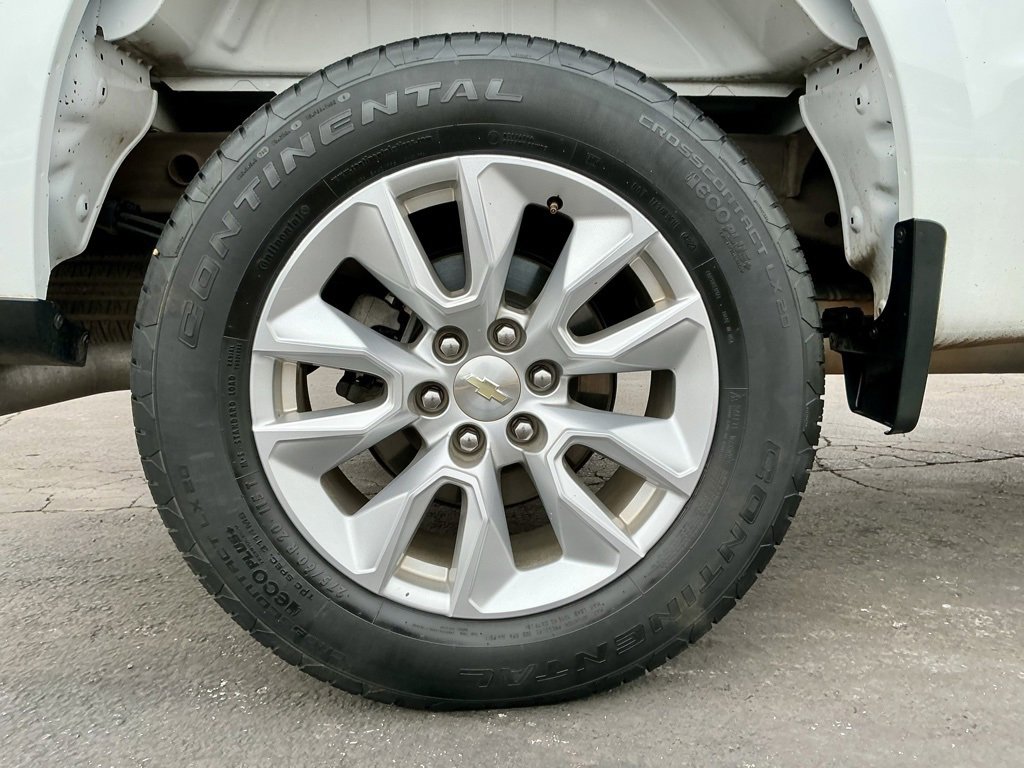 Used 2021 Chevrolet Silverado 1500 Custom w/ Safety Confidence Package image 21