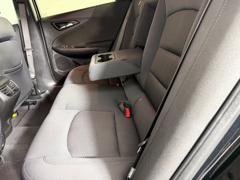 Used 2025 Chevrolet Malibu LT FWD image 18