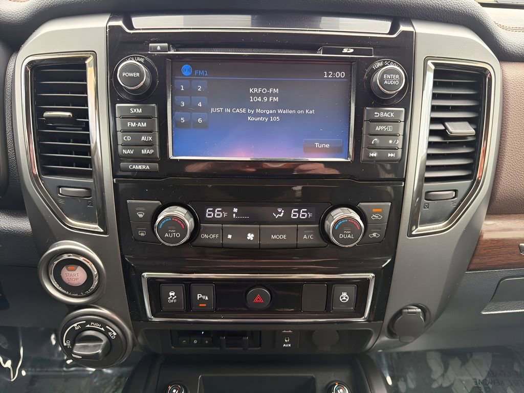 Used 2016 Nissan Titan Platinum Reserve image 20