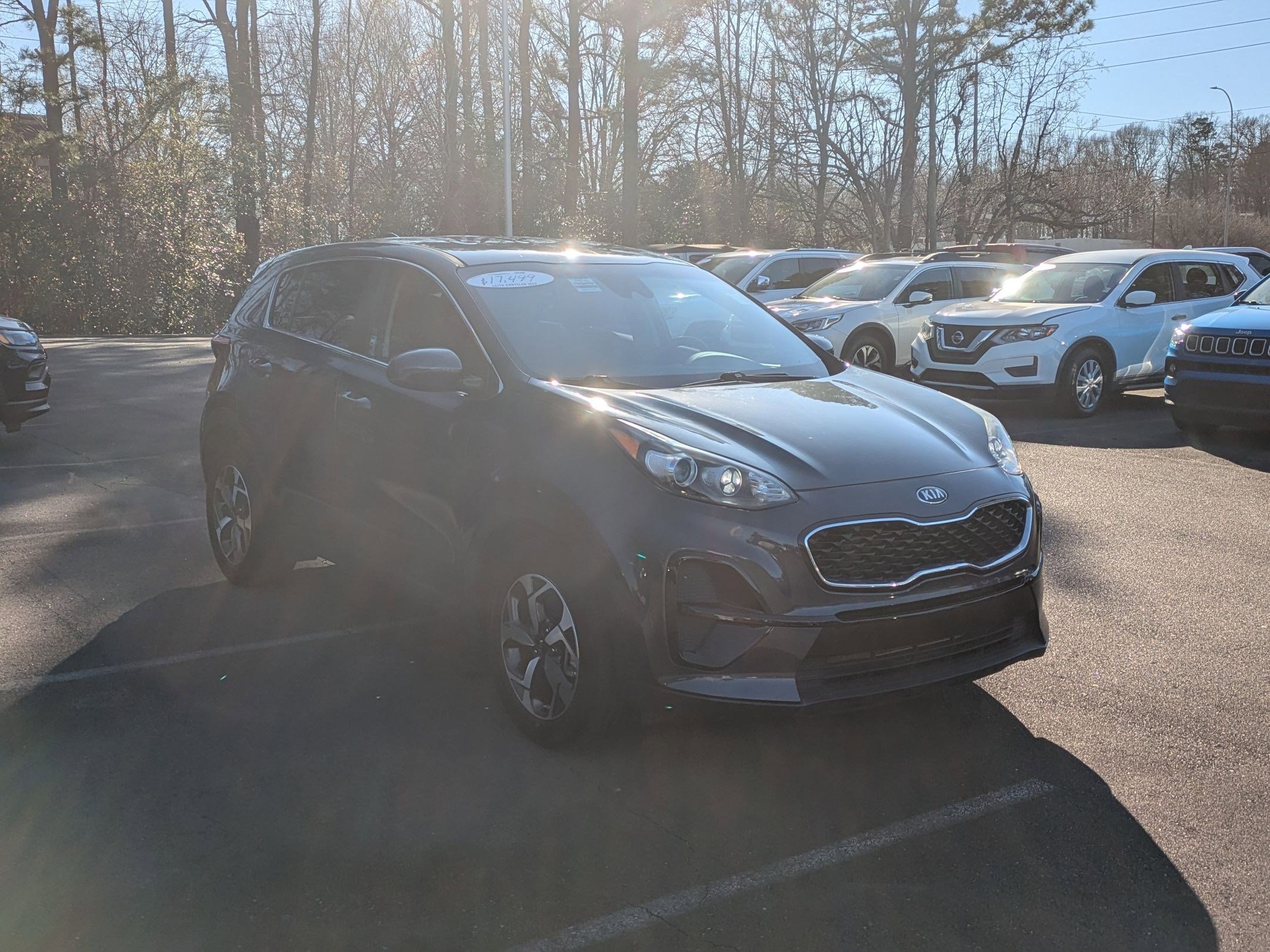 Used 2022 Kia Sportage LX image 3