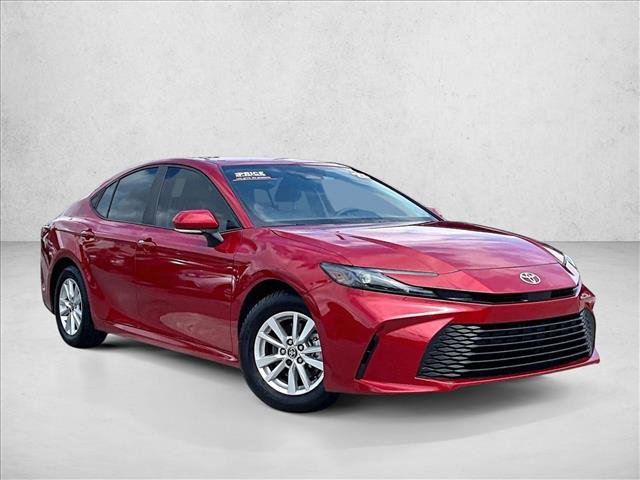 Used 2025 Toyota Camry LE FWD image 12