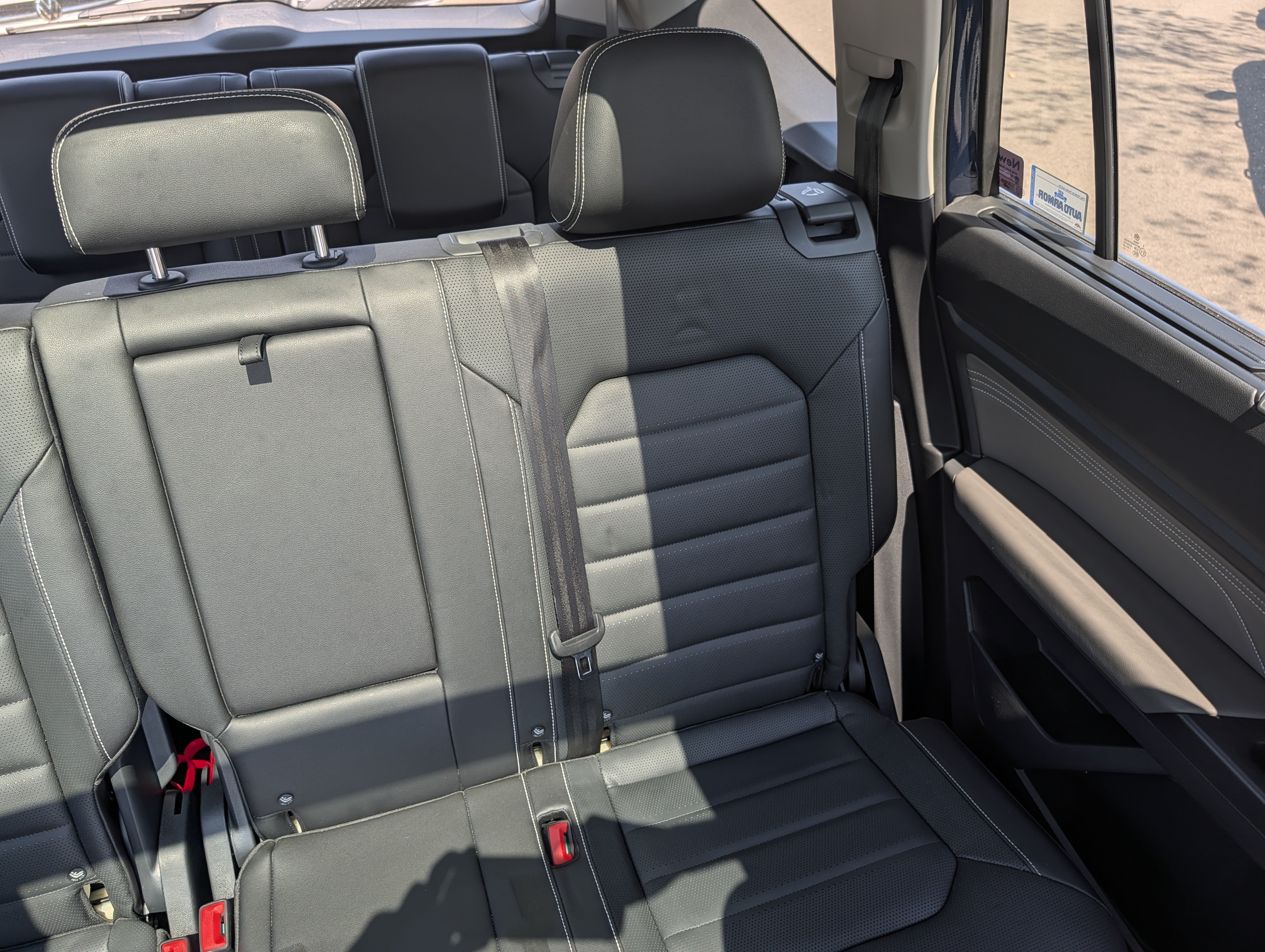 Certified 2023 Volkswagen Atlas SEL Premium AWD/4WD image 14