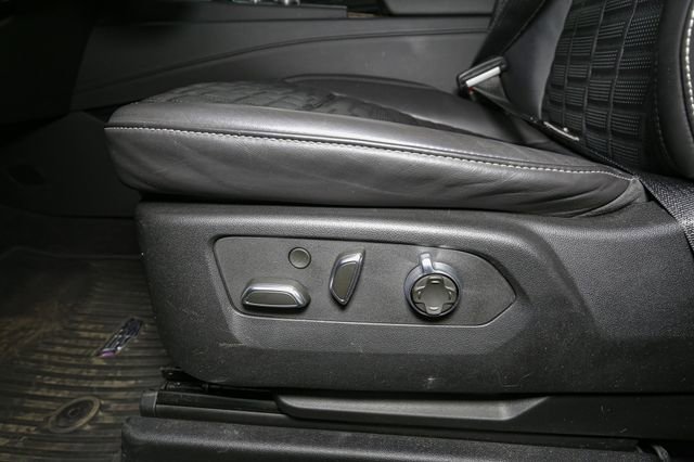 Used 2024 Cadillac Escalade ESV Sport Platinum w/ LPO, ONYX Package image 47