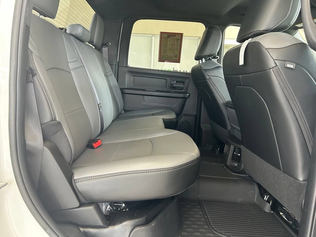 Used 2025 RAM 3500 Tradesman w/ Bed Convenience Group AWD/4WD image 28