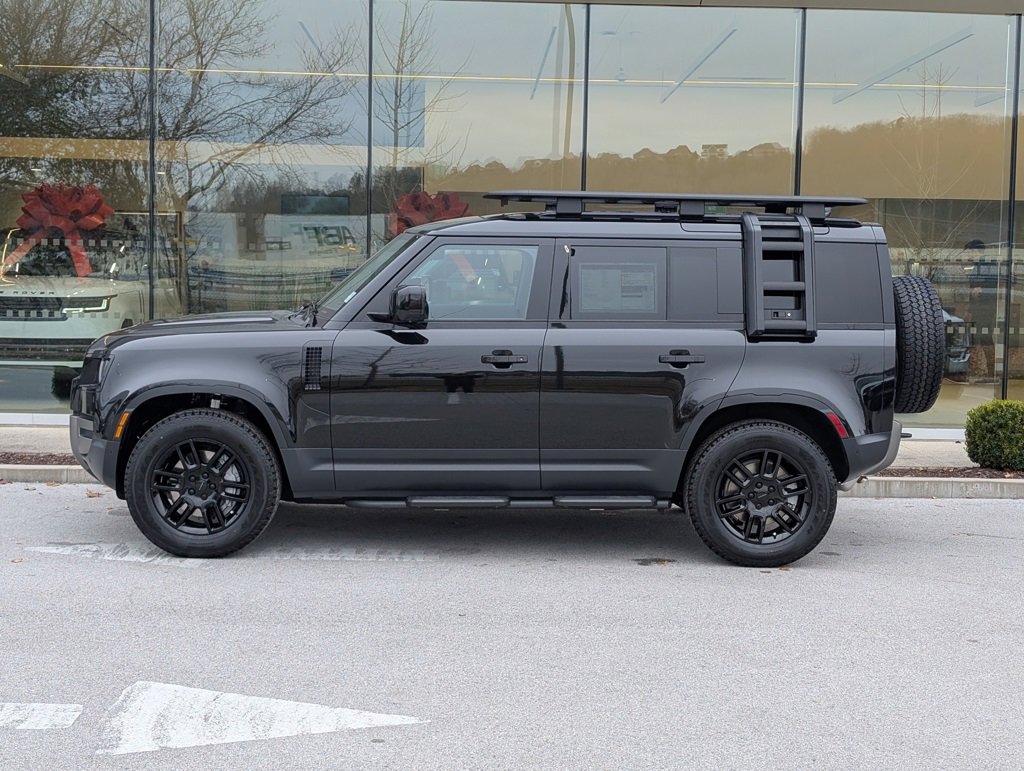 New 2026 Land Rover Defender 110 S image 2