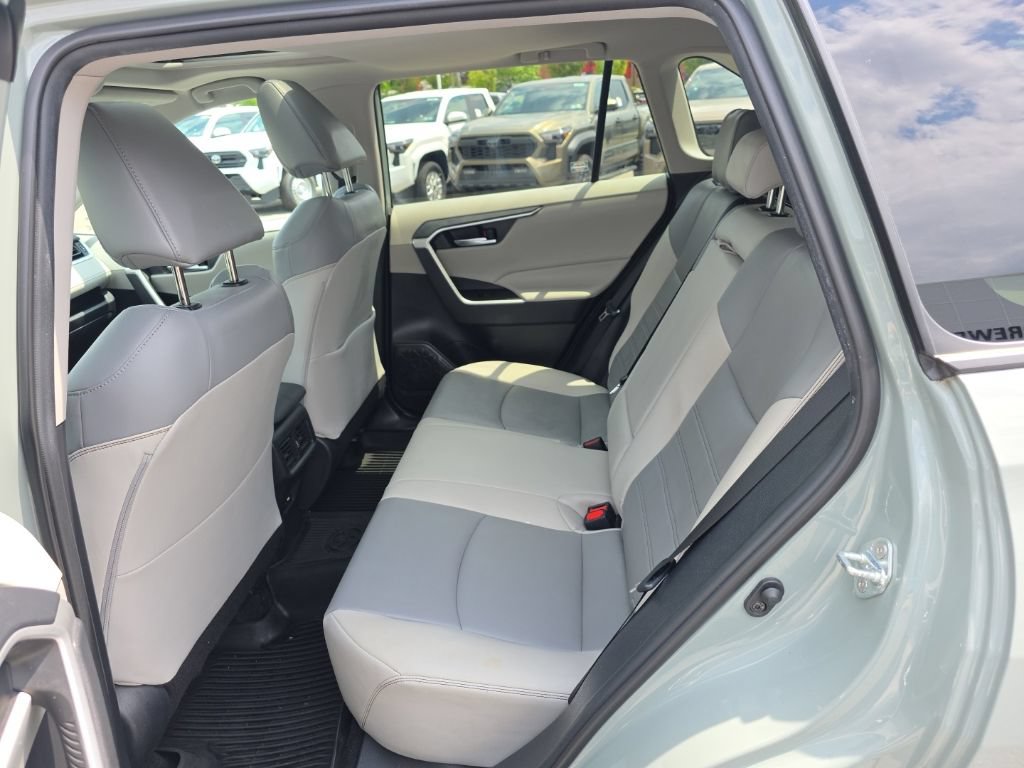 Certified 2021 Toyota RAV4 XLE Premium AWD/4WD image 13