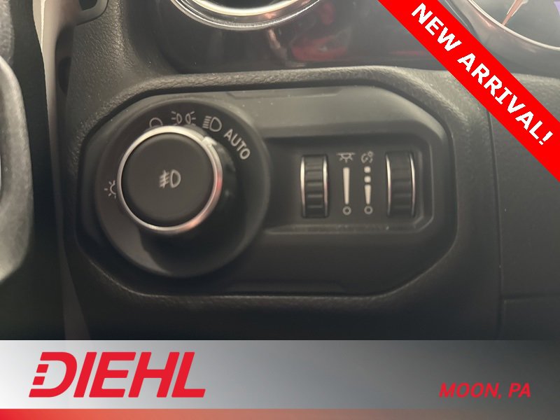 Certified 2020 Jeep Wrangler Unlimited Sahara image 22