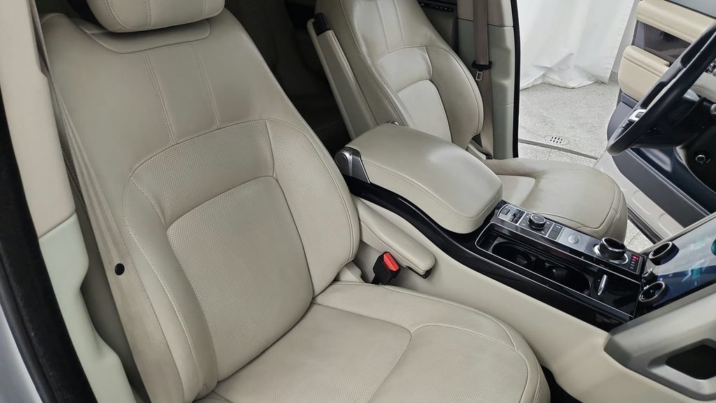Used 2019 Land Rover Range Rover Supercharged AWD/4WD image 30