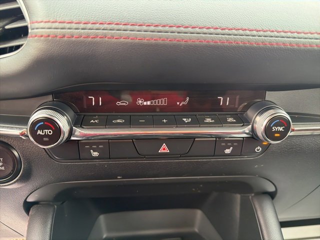 Used 2024 MAZDA MAZDA3 s image 17