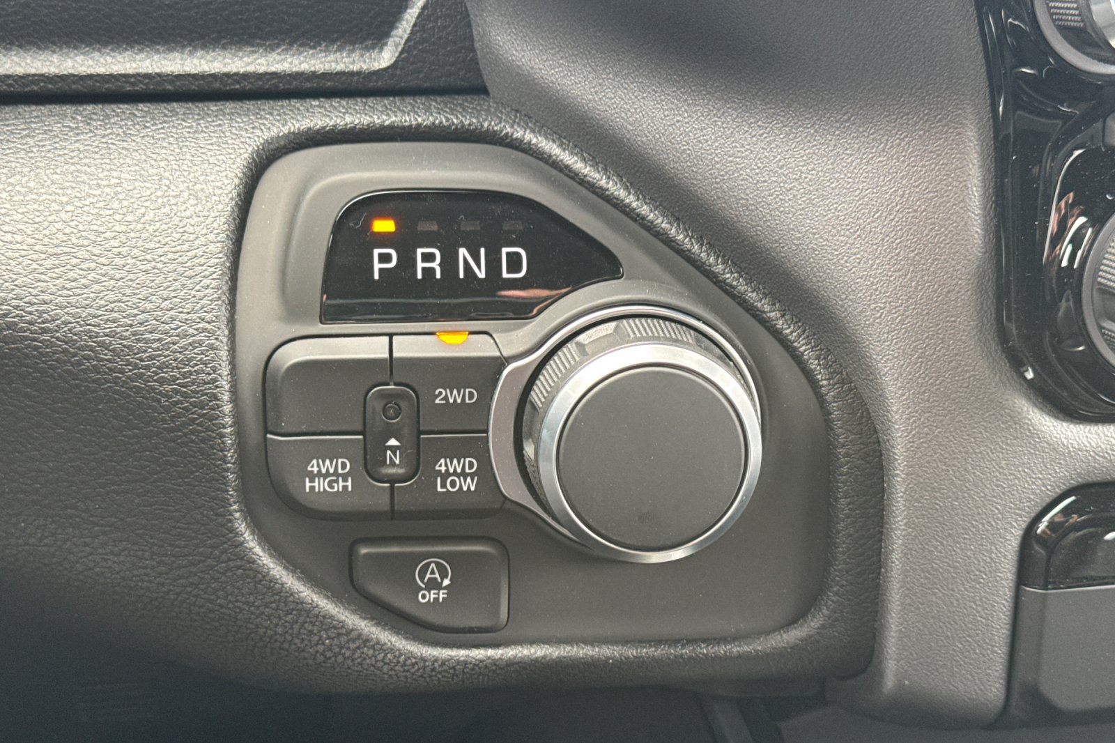 New 2026 RAM 1500 Express AWD/4WD image 19