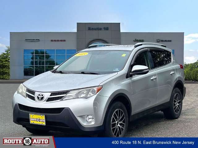 Used 2015 Toyota RAV4 XLE AWD/4WD image 2