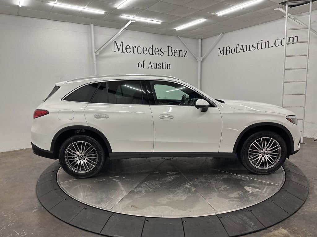 New 2026 Mercedes-Benz GLC 300 image 8