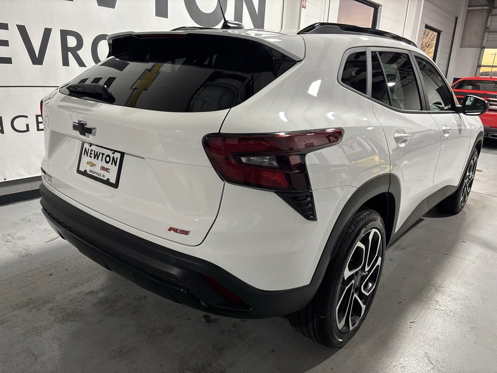 New 2026 Chevrolet Trax RS w/ Driver Confidence Package image 30