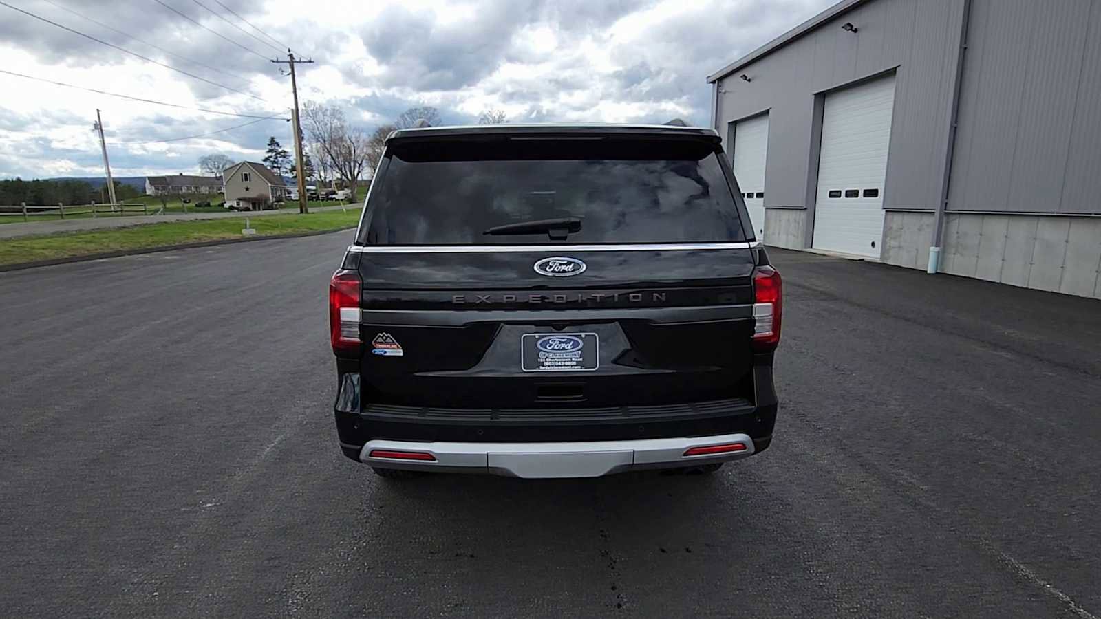 Used 2023 Ford Expedition Timberline image 7