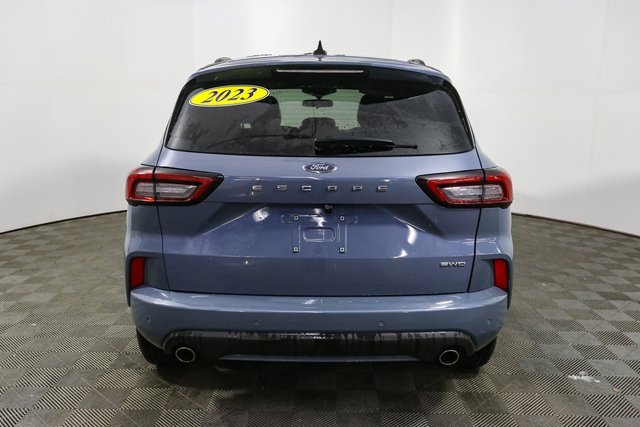 Used 2023 Ford Escape ST-Line w/ Tech Pack #1 image 9