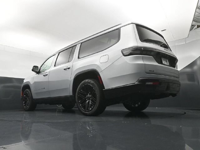 New 2026 Jeep Grand Wagoneer L Limited AWD/4WD image 22