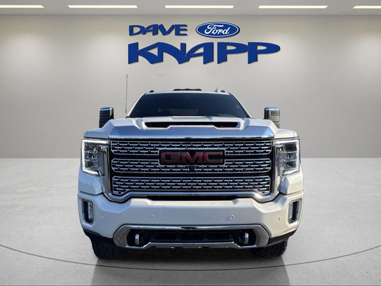 Used 2022 GMC Sierra 2500 Denali w/ Denali Ultimate Package AWD/4WD image 2