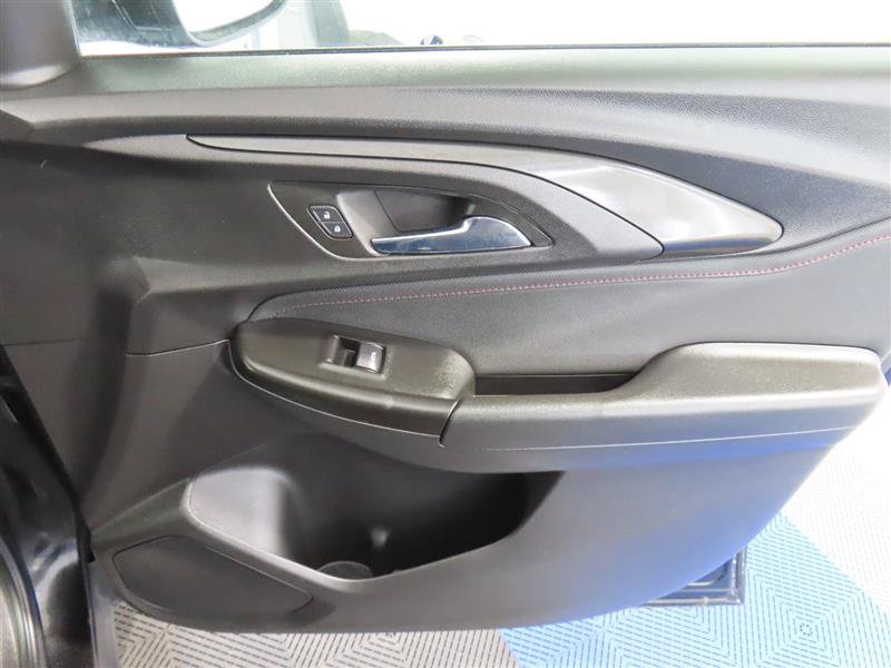 Used 2022 Chevrolet TrailBlazer RS FWD image 33