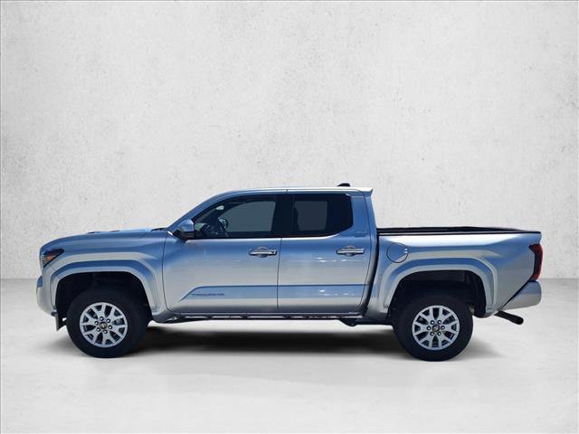 Used 2024 Toyota Tacoma SR5 AWD/4WD image 8