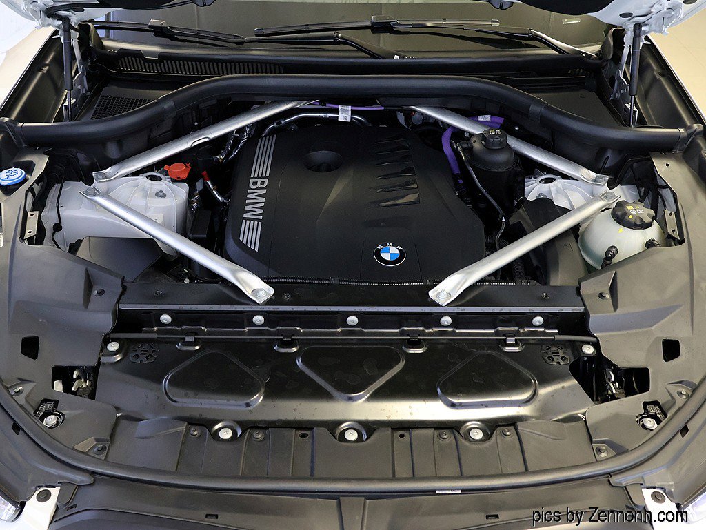 Certified 2024 BMW X6 xDrive40i w/ Premium Package image 40