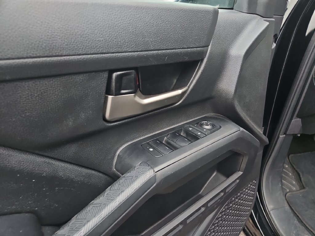 Used 2024 Toyota Tacoma TRD Off-Road AWD/4WD image 22