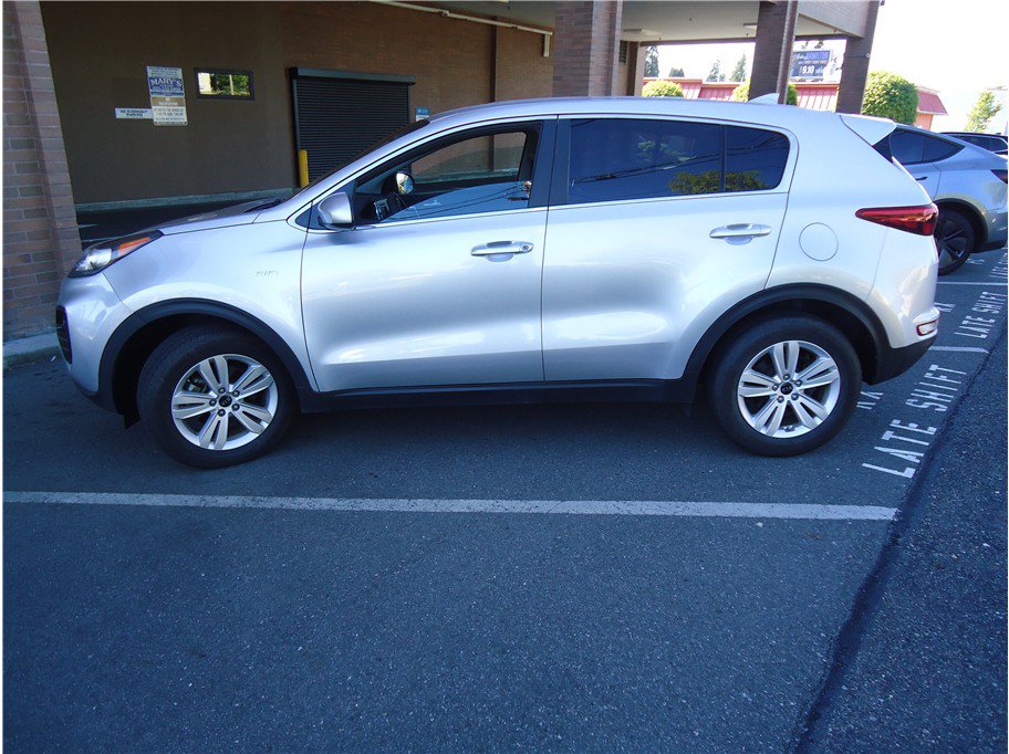 Used 2019 Kia Sportage LX AWD/4WD image 9