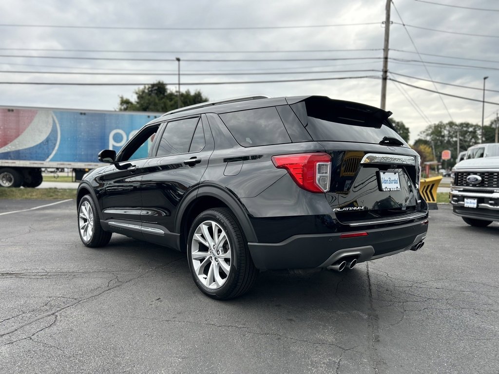Certified 2022 Ford Explorer Platinum w/ Equipment Group 601A image 4