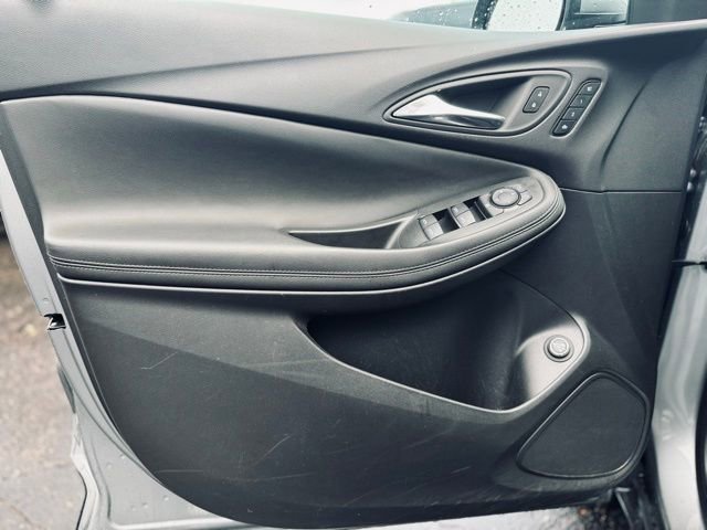 Used 2023 Buick Encore GX Essence w/ Experience Buick Package image 12