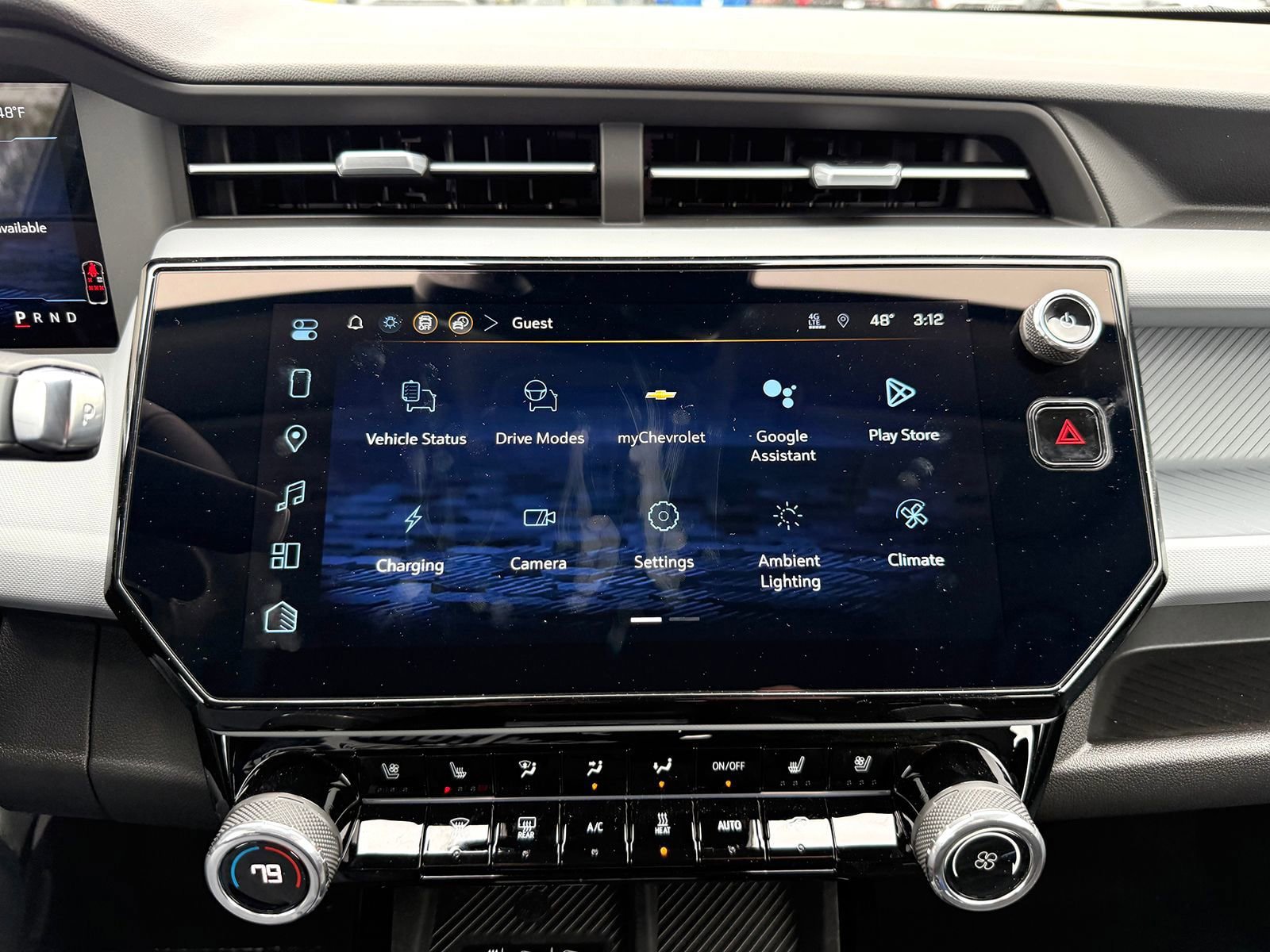 New 2027 Chevrolet Bolt RS w/ Technology Package FWD image 32