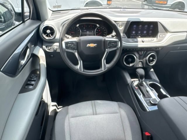 Used 2022 Chevrolet Blazer LT FWD image 5