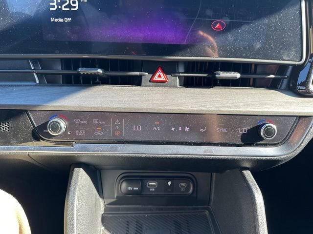 Certified 2025 Kia Sportage X-Line w/ Premium Package image 39