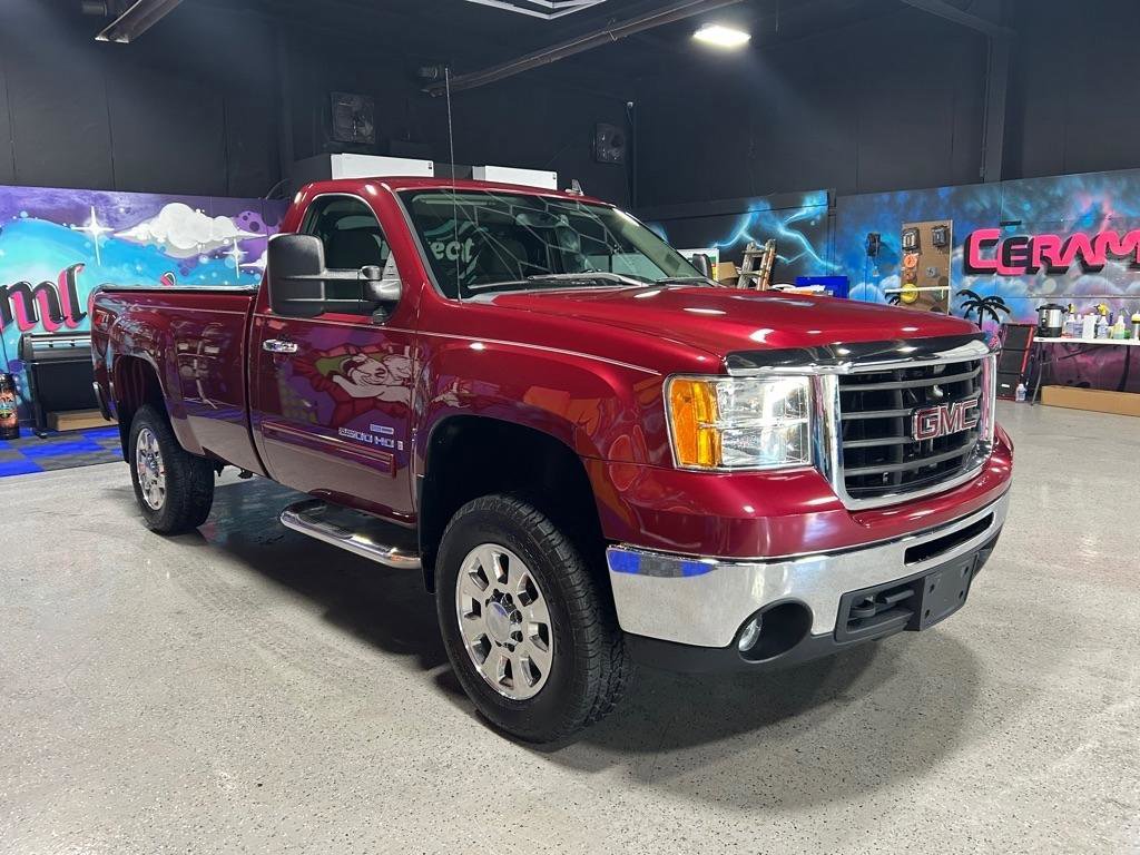Used 2007 GMC Sierra 2500 SLE w/ Z71 Off-Road Package image 8