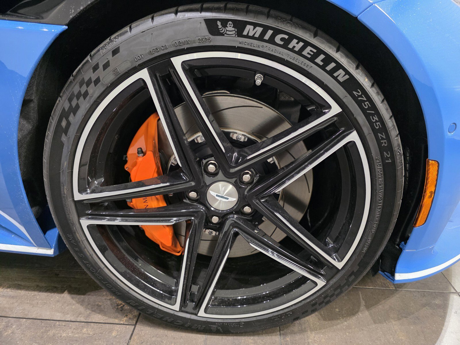 New 2026 Aston Martin DB12 Convertible RWD image 4