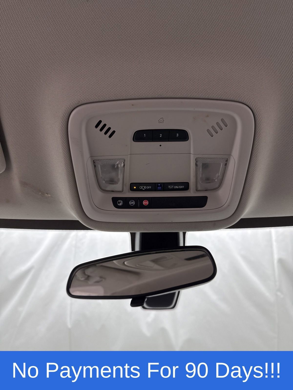 Used 2018 Chevrolet Traverse LT image 23