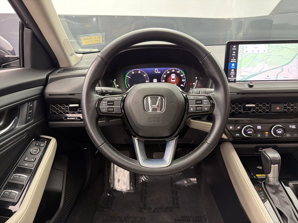 Used 2023 Honda Accord Touring image 8