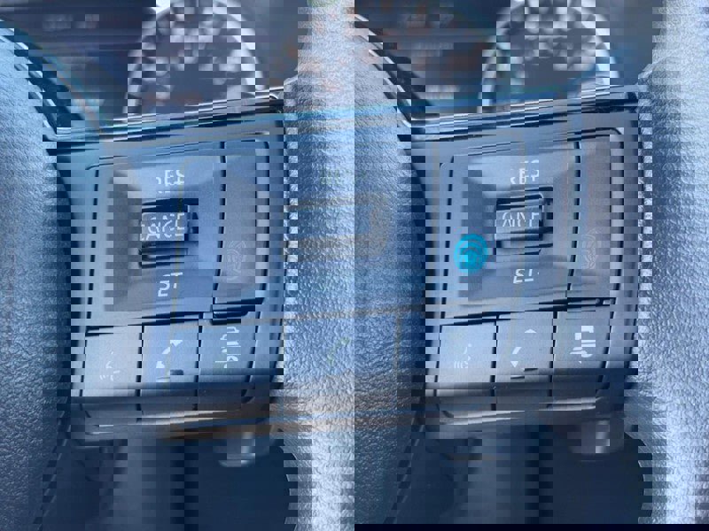 Used 2023 Nissan Rogue SV image 18