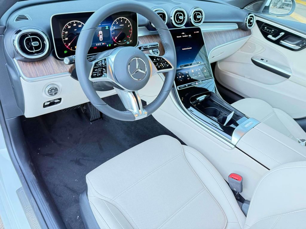Used 2026 Mercedes-Benz C 300 Sedan image 9