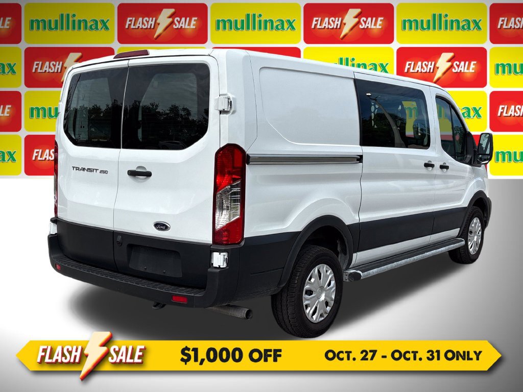 Certified 2025 Ford Transit 250 Low Roof w/ Exterior Upgrade Package RWD image 4