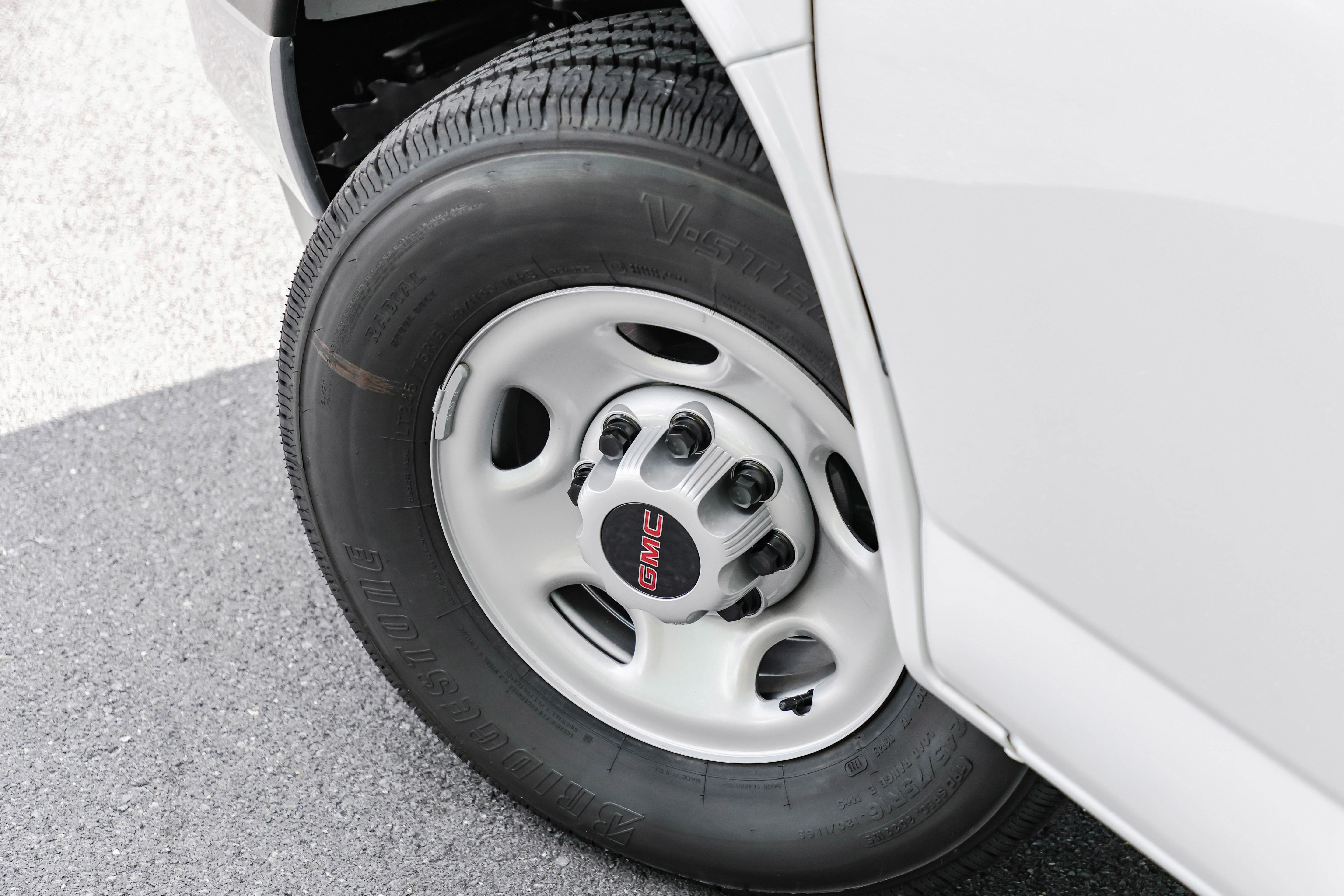 New 2025 GMC Savana 3500 w/ Driver Convenience Package image 5