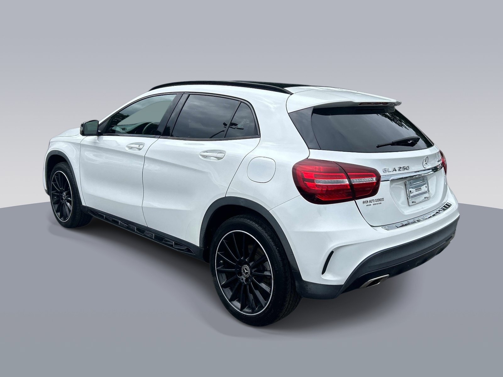 Used 2018 Mercedes-Benz GLA 250 4MATIC image 5