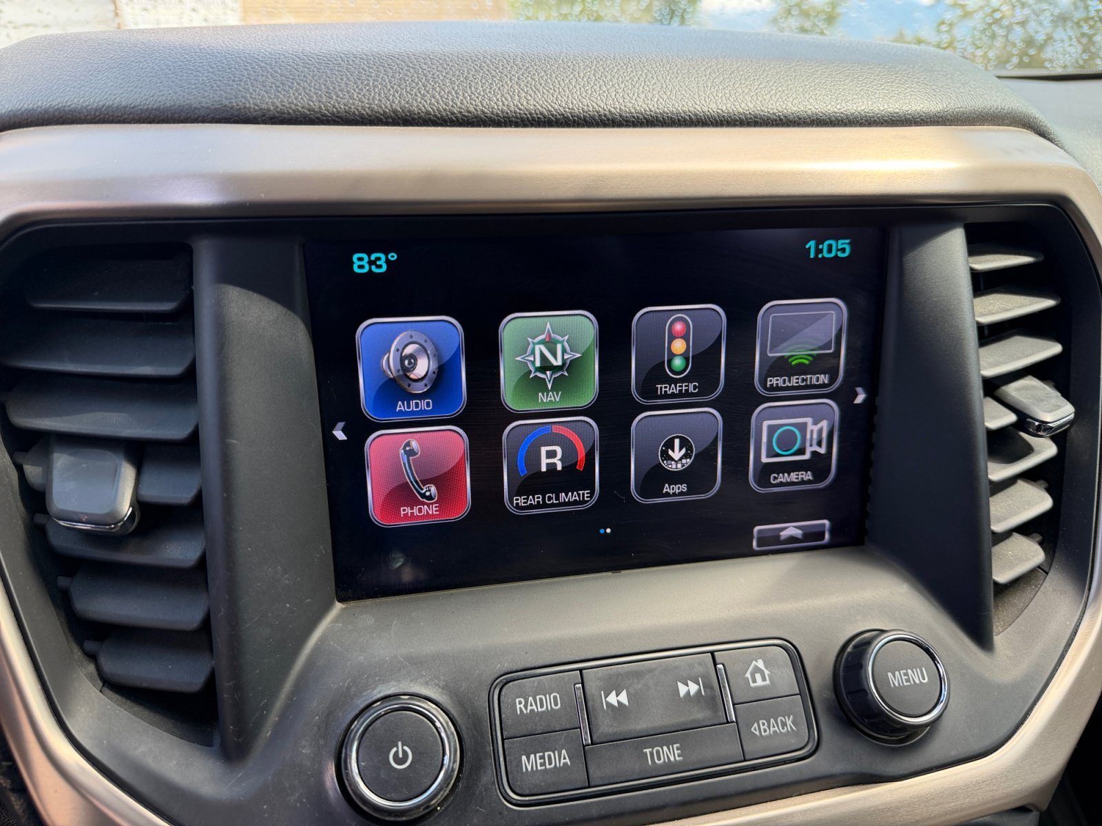 Used 2017 GMC Acadia Denali w/ Technology Package AWD/4WD image 23