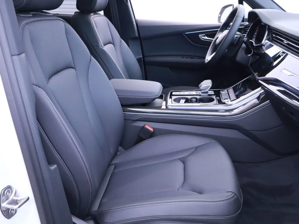 New 2025 Audi Q7 3.0T Premium Plus image 23