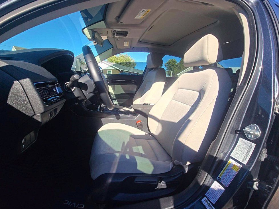 Used 2023 Honda Civic EX image 7
