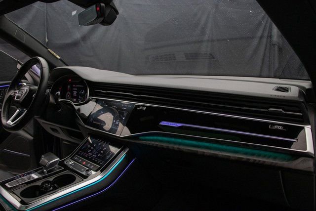 Used 2021 Audi Q8 Premium Plus image 15