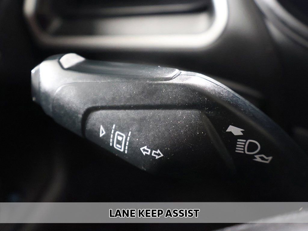 Used 2024 Ford Edge SEL image 5